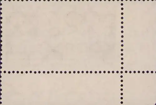 3199 DDR **  679 DV