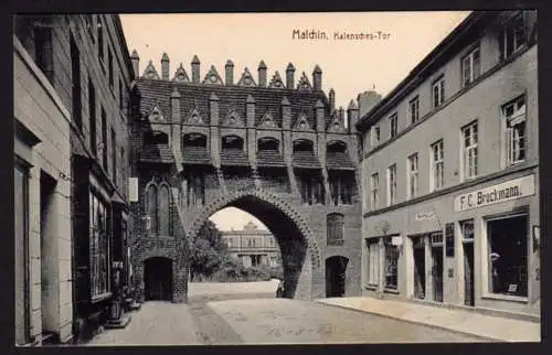 44517 AK Malchin um 1910 Kalensches Tor Geschäft Brockmann