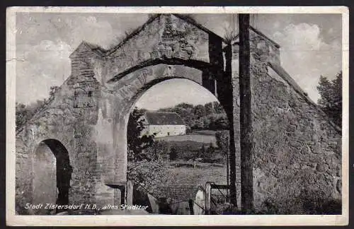 50777 AK Zistersdorf altes Stadttor umm 1925