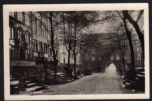 55578 AK Danzig Brotbänkengasse um 1940