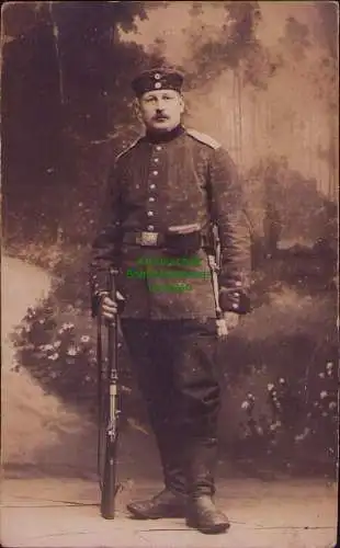 167357 AK Tilsit 1914 Soldat Fotokarte Uniform