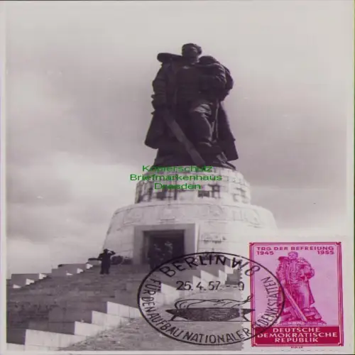 B19827 Maximumkarte DDR 463 Tag der Befreiung SST Berlin 1957 Nationale Gedenkst