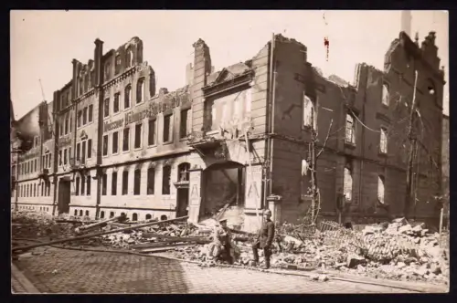 41855 AK Meißen Brand Fabrik 1914 Feuerwehr