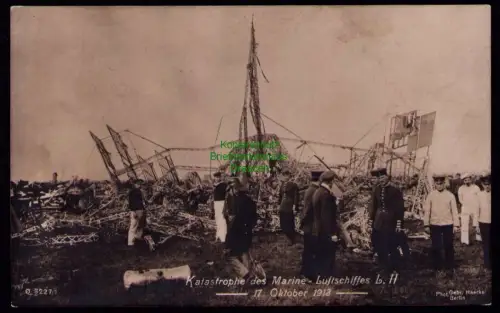 162579 AK Fotokarte Katastrophe des Marine Luftschiffes 17. 10. 1913 Zeppelin