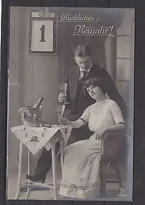 AK PK Glückliches Neujahr gel. 31.12. 1913 Paar mit Sekt Jugendstil