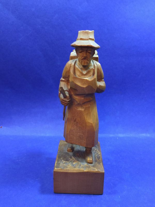 Holzarbeiter Waldarbeiter Holzfigur Geschnitzt Ca 18 Cm H 18023