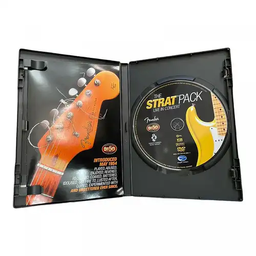 1517 Eagle Rock Entertainment Ltd. THE STRAT PACK- LIVE IN CONCERT HC