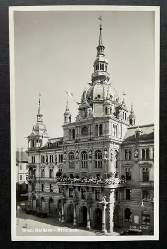 Graz Rathaus Mittelbau Turm Fahne Gebäude Steiermark Österreich 400447 TH D