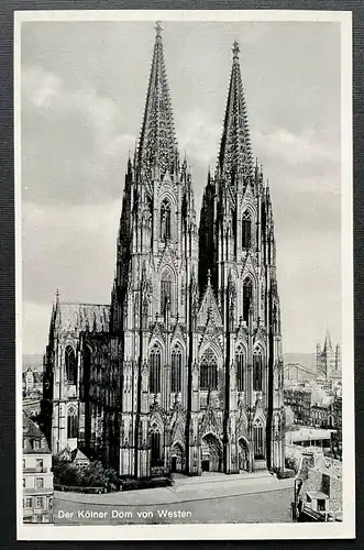 Der Kölner Dom von Westen Kirche Stadt Nordrhein-Westfalen Deutschland 401012 A