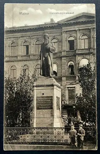 Mainz Gutenberg Denkmal Statue Buchdruck Rheinland-Pfalz Deutschland 401017 TH A