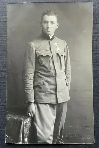 Porträt Soldat Mann Uniform Orden Jacke Militär Krieg 400315 TH