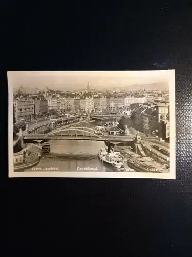 Wien, Donaukanal, Franz Josefskai 402749 gr