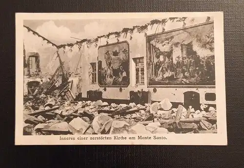 Inneres einer zerstören Kirche am Monte Santo 650275 Ga E