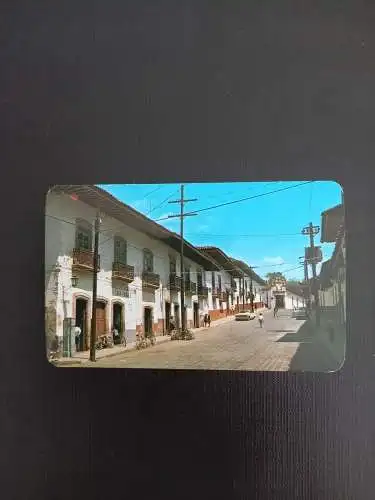 Calla Tipica en Patzcuaro, Michoacan, Mexico 400376 gr