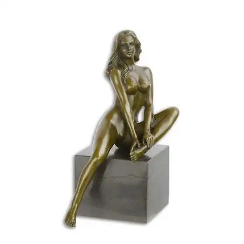 Bronze Skulptur auf Marmor Block Frau Akt H 20,2 L 11 NLEC-25
