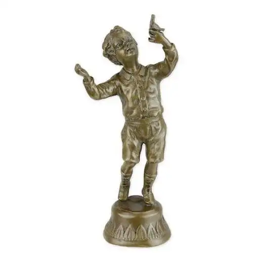 Bronze Skulptur Junge mit Taube NLVG-100