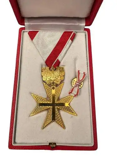 Goldenes Verdienstzeichen der Republik Österreich im Etui
