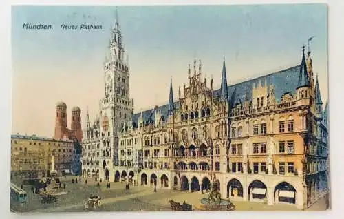 München Neues Rathaus  82022