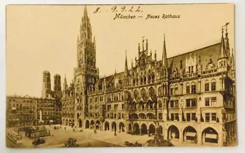 München Neues Rathaus  82011