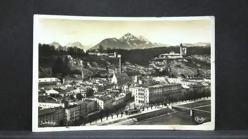 Salzburg Blick gegen Mönchsberg mit Elektrischem Aufzug & Hochstauffen JW165820