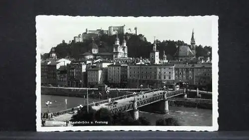 Salzburg Staatsbrücke und Festung Hohensalzburg Salzach JW5711