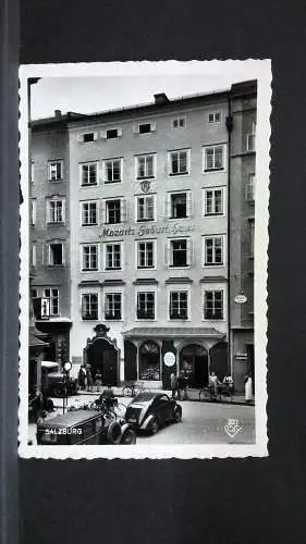 Salzburg Mozart Geburtshaus Fahrräder Autos JW6321