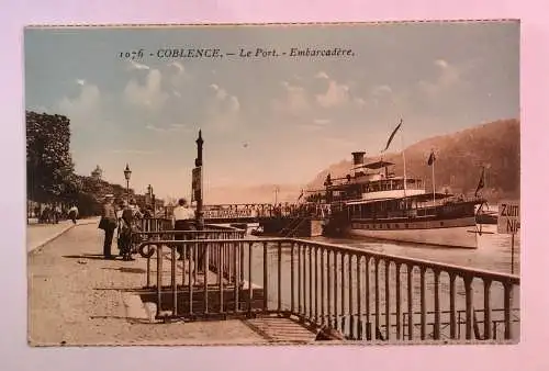 AK, Rheinland Pfalz, 1976, Coblence, Le Port, Embarcadere, Hafen (40077 BW)