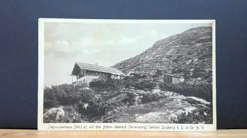 Zeppezauerhaus mit dem Hohen Geiereck Untersberg JW 650326 C