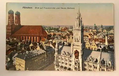 München Blick auf Frauenkirche und Neues Rathaus  82024