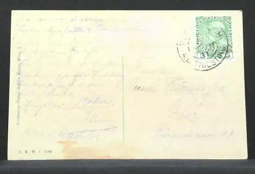 Mirafälle mit Eingeborenem JW 00168 F
