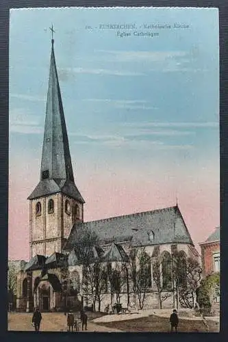 Euskirchen Katholische Kirche Vorplatz Nordrhein-Westfalen Deutschland 401056 TH