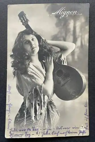 Mignon Frau Mädchen Musikerin Gitarre Kleid Poncho Locken 400308 TH