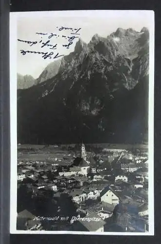 Mittenwald mit Viererspitze Kirche Berge 140429 jw J