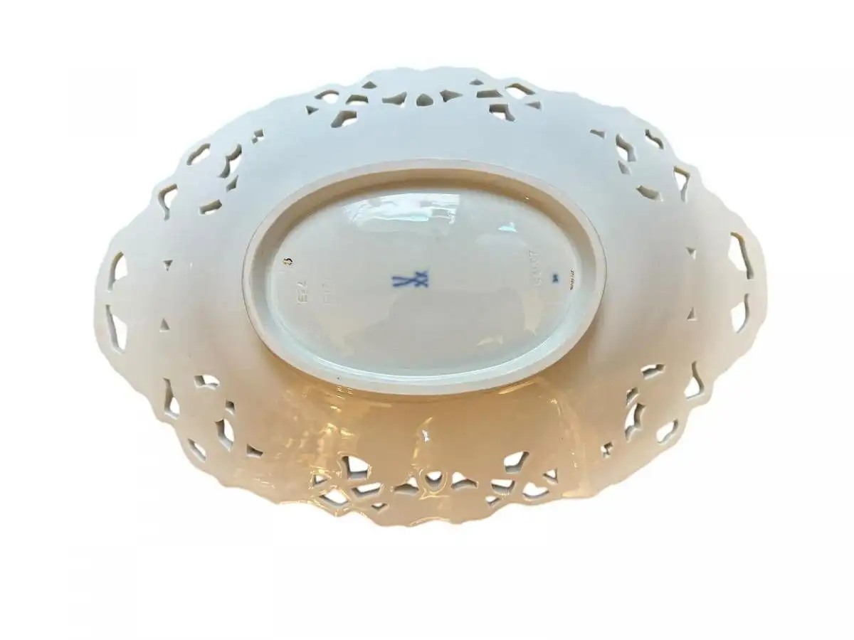 Meissen Prunkschale 32 x 21.5  Prunkvergoldung Blumen Porzellan Prunkteller 1