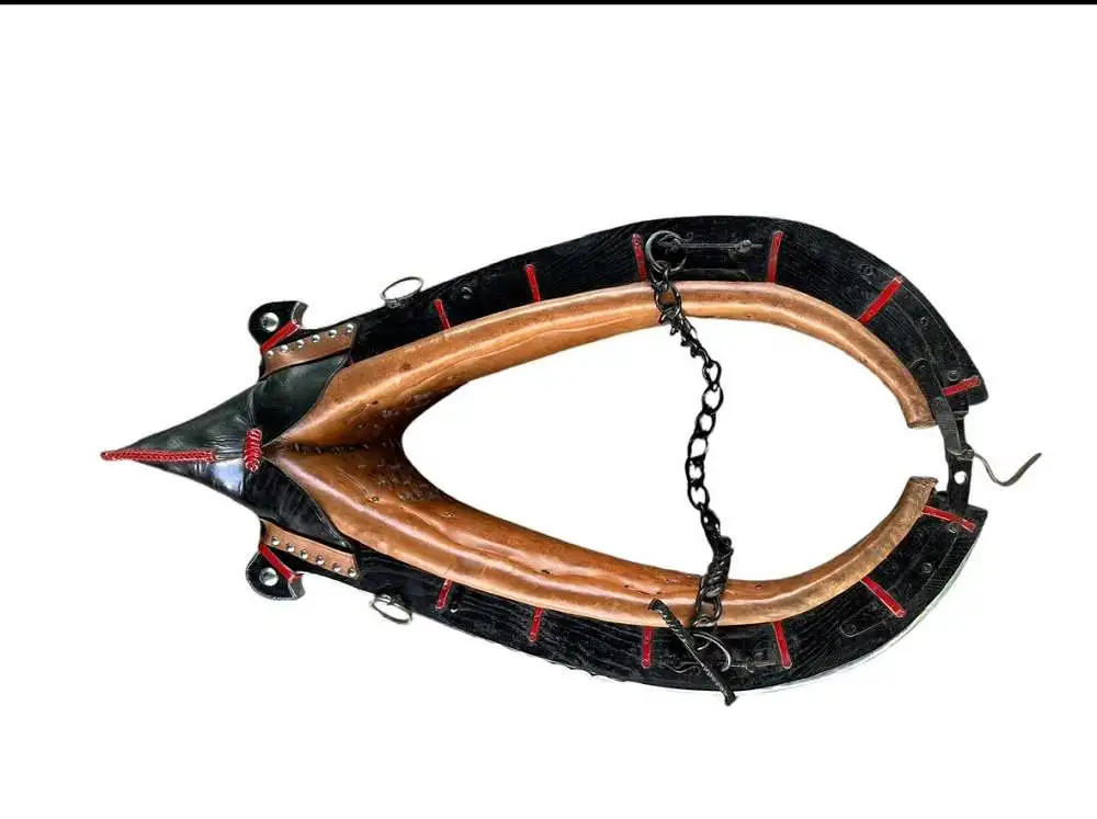 Kummetgeschirr Pferdegeschirr Kummet Pferd Zaumzeug Kutsche Wagen 85x55 cm 1