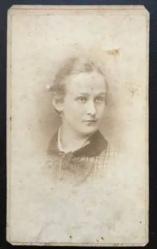 Foto Porträt Frau Tracht - Franz Werner München ca.5,9x10cm 400679 TH