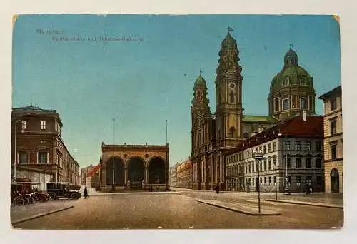 München Feldherrnhalle & Theatiner-Hofkirche Stadt Bayern Deutschland 8478 K TH