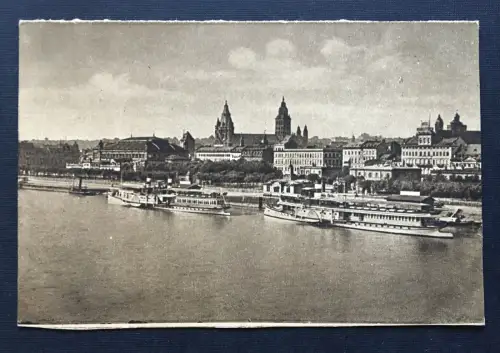 Mainz Rhein Stadthalle Dom Fluss Schiff Rheinland-Pfalz Deutschland  TH