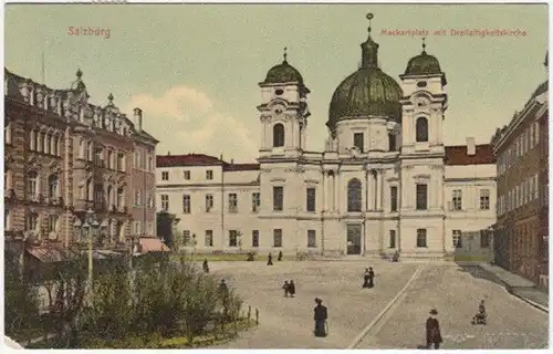 Salzburg. Mackartplatz mit Dreifaltigkeitskirche,