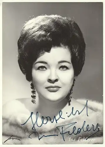 Ina Felderer. FELDERER, Ina, Sängerin (1933).