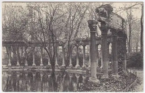 75. Paris. - Parc Monceau. C. M. La Colonnade. 1900