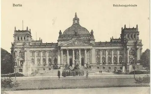 Berlin - Reichstaggebäude