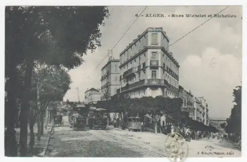 Alger. Rues Michelet et Richelieu.