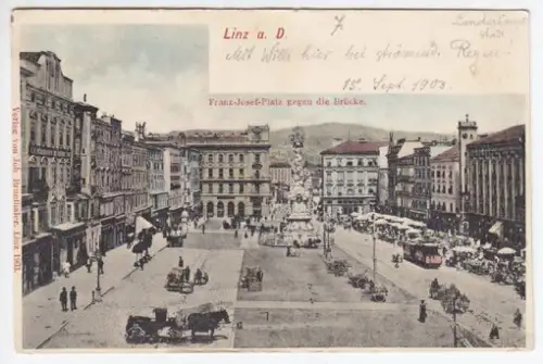 Linz a. D. Franz-Josef-Platz gegen die Brücke. 1903
