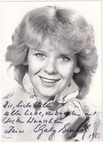 Porträt-Photographie v. Gaby Bischof mit eigenhändiger Unterschirft und Widmung 