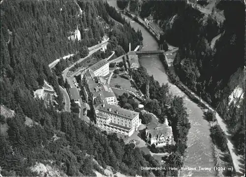 Tarasp Hotel Kurhaus Fliegeraufnahme  / Tarasp /Bz. Inn