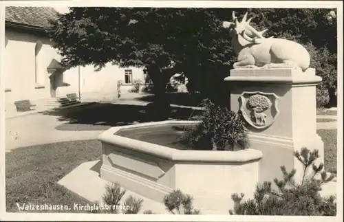 Walzenhausen AR Walzenhausen Kirchplatz Brunnen * / Walzenhausen /Bz. Vorderland