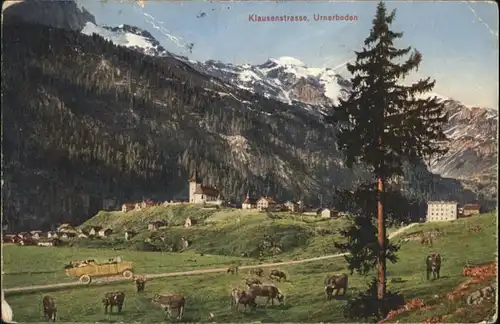 Urnerboden Urnerboden Klausenstrasse Kuehe * / Urnerboden /Bz. Uri