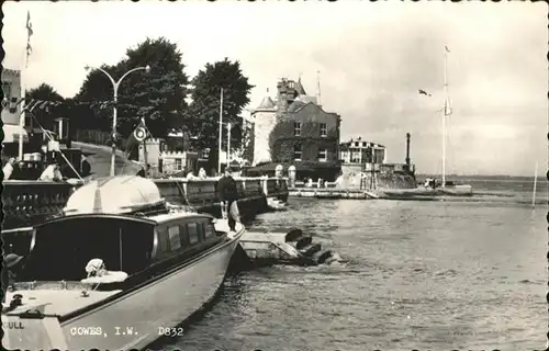 Cowes Schiff *