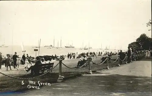 Cowes The Green Schiff *